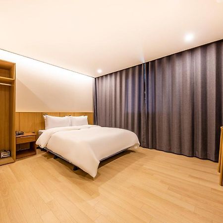 Cheonan CT Tourist hotel Bagian luar foto